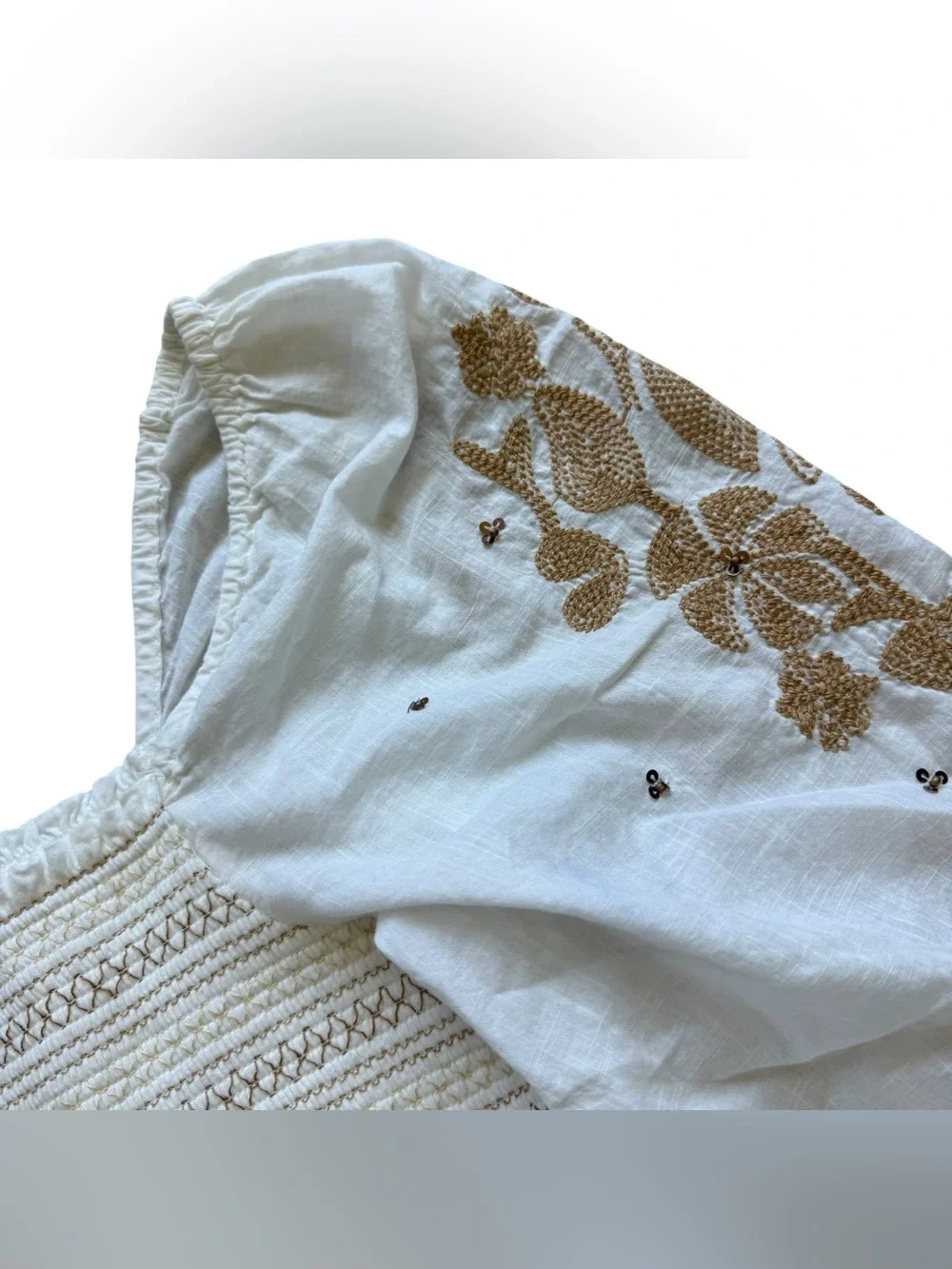 Anthropologie Embroidered Smocked Puff Sleeve Blouse M Petite Boho Romantic